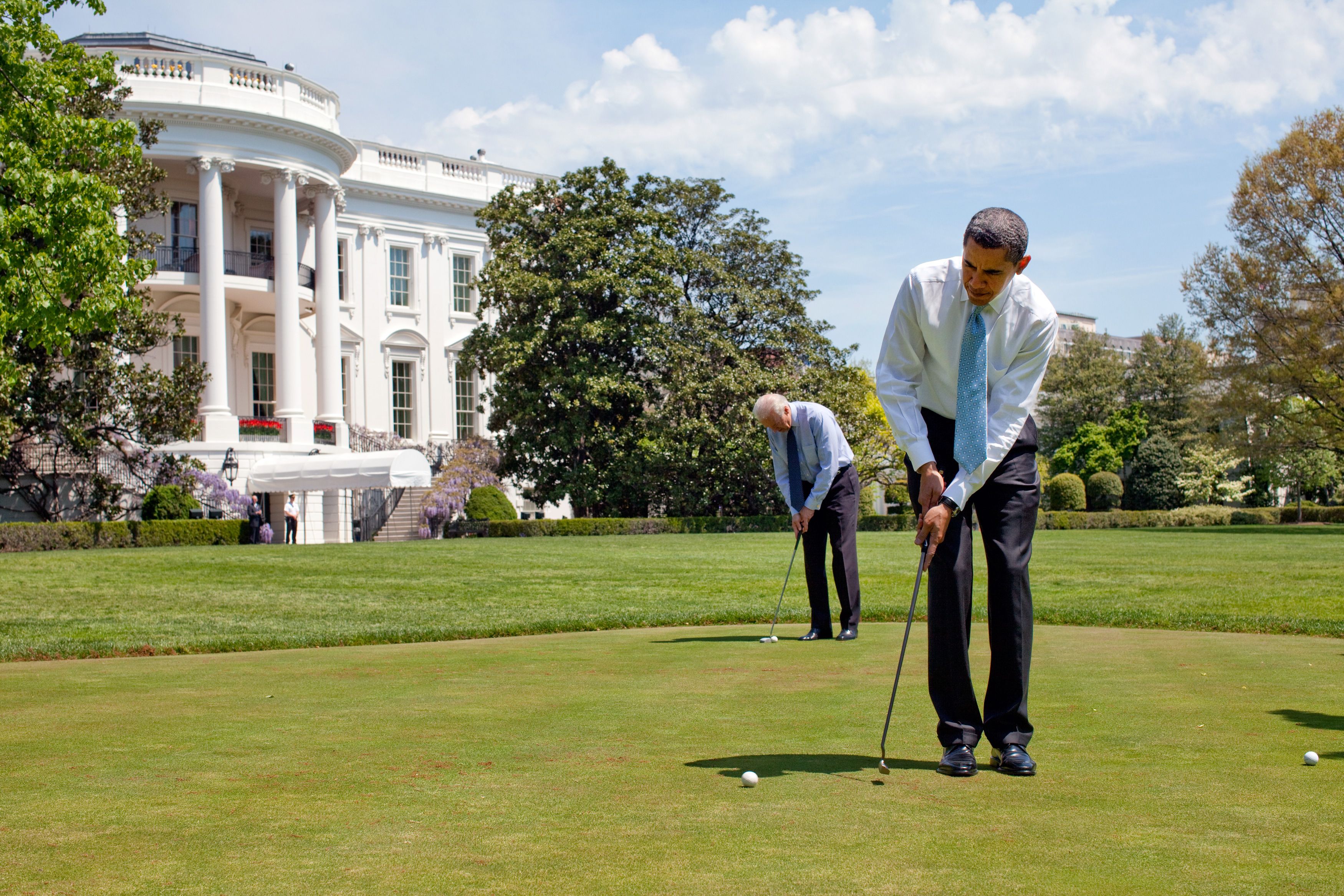 Obama and Biden on the putting green
