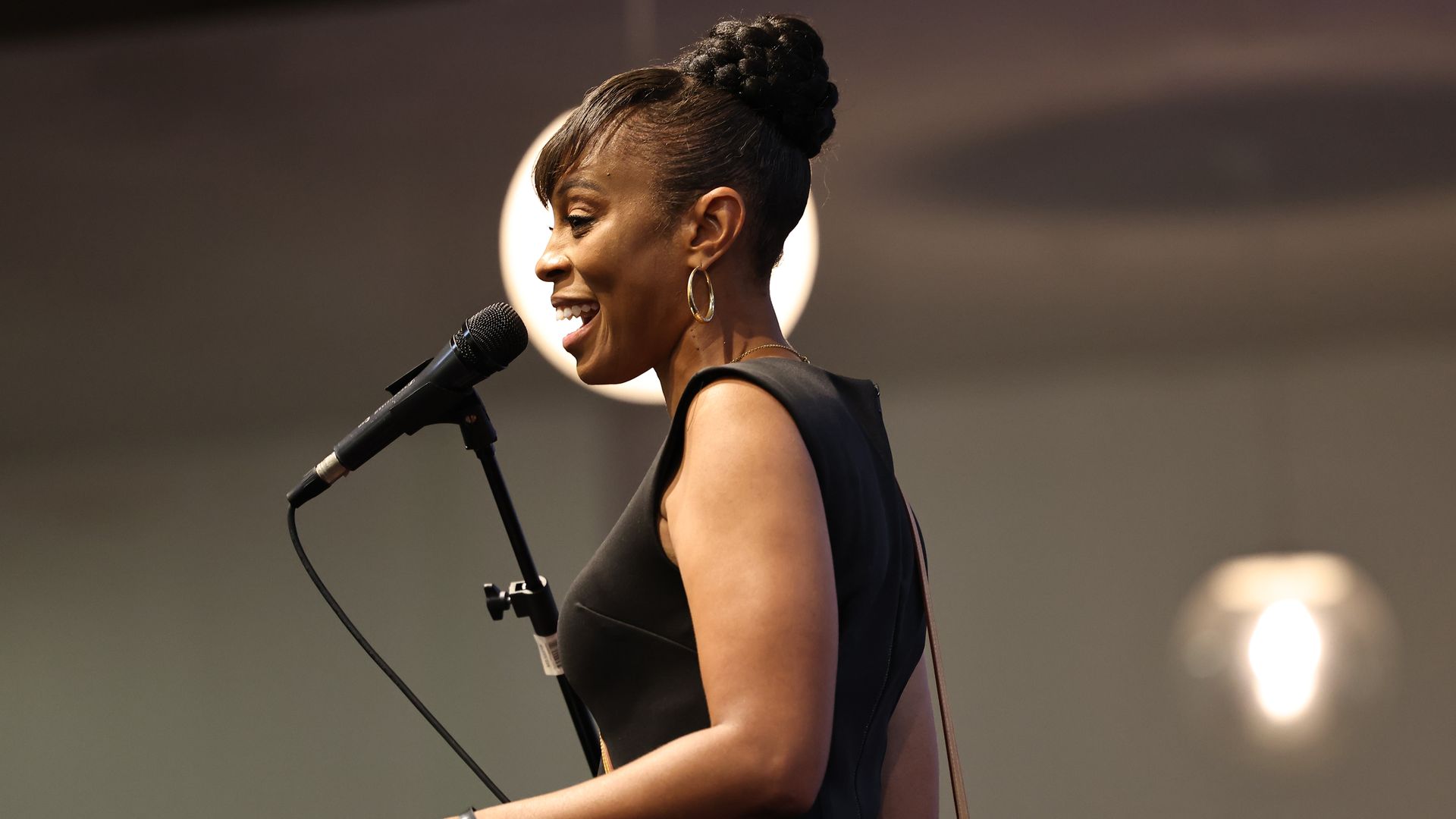 Picture of Shontel Brown