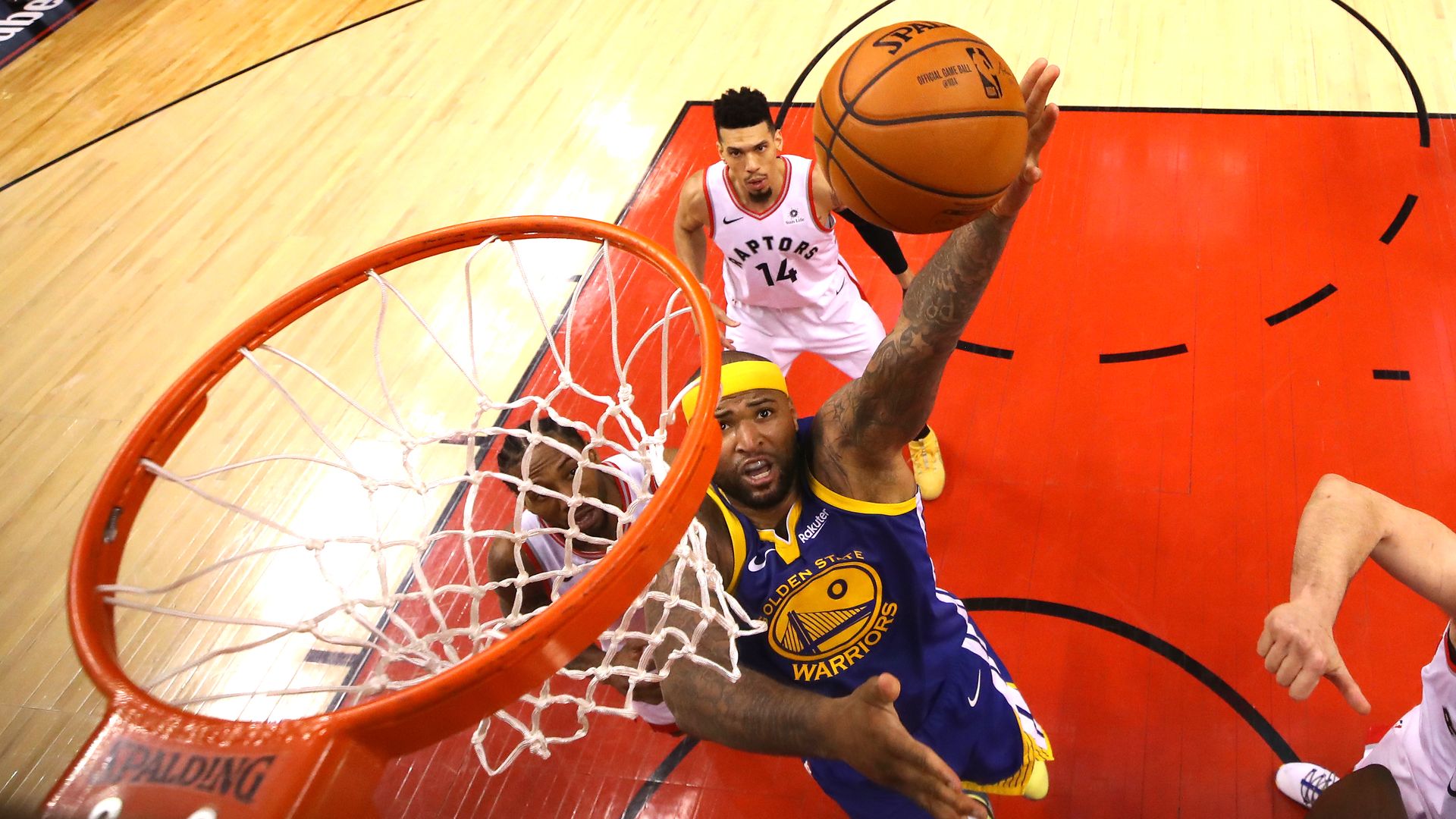 DeMarcus Cousins laying it up