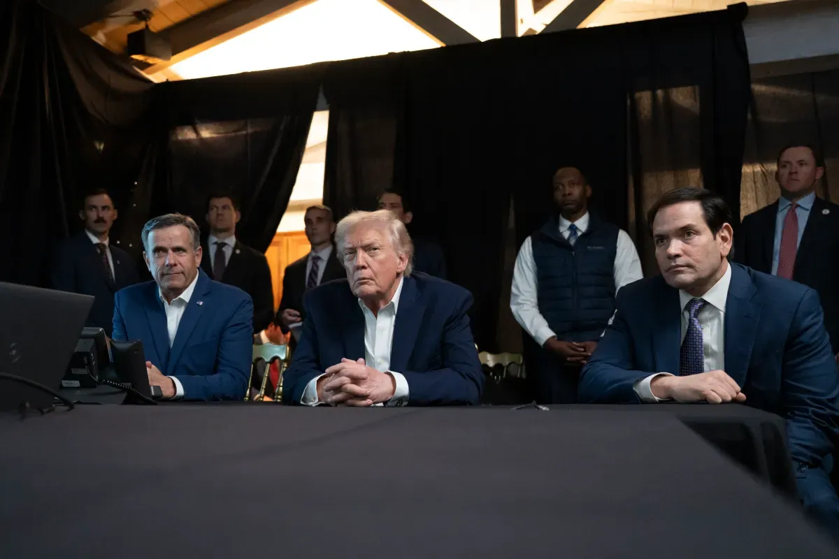 President Trump monitors the raid to capture Venezuelan President Nicolas Maduro, flanked by CIA director John Ratcliffe and Secretary of State Marco Rubio.