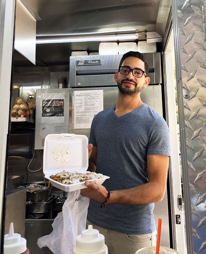 Halal Food Cart’s 6 Chicken and Lamb Combo makes me want to wait in