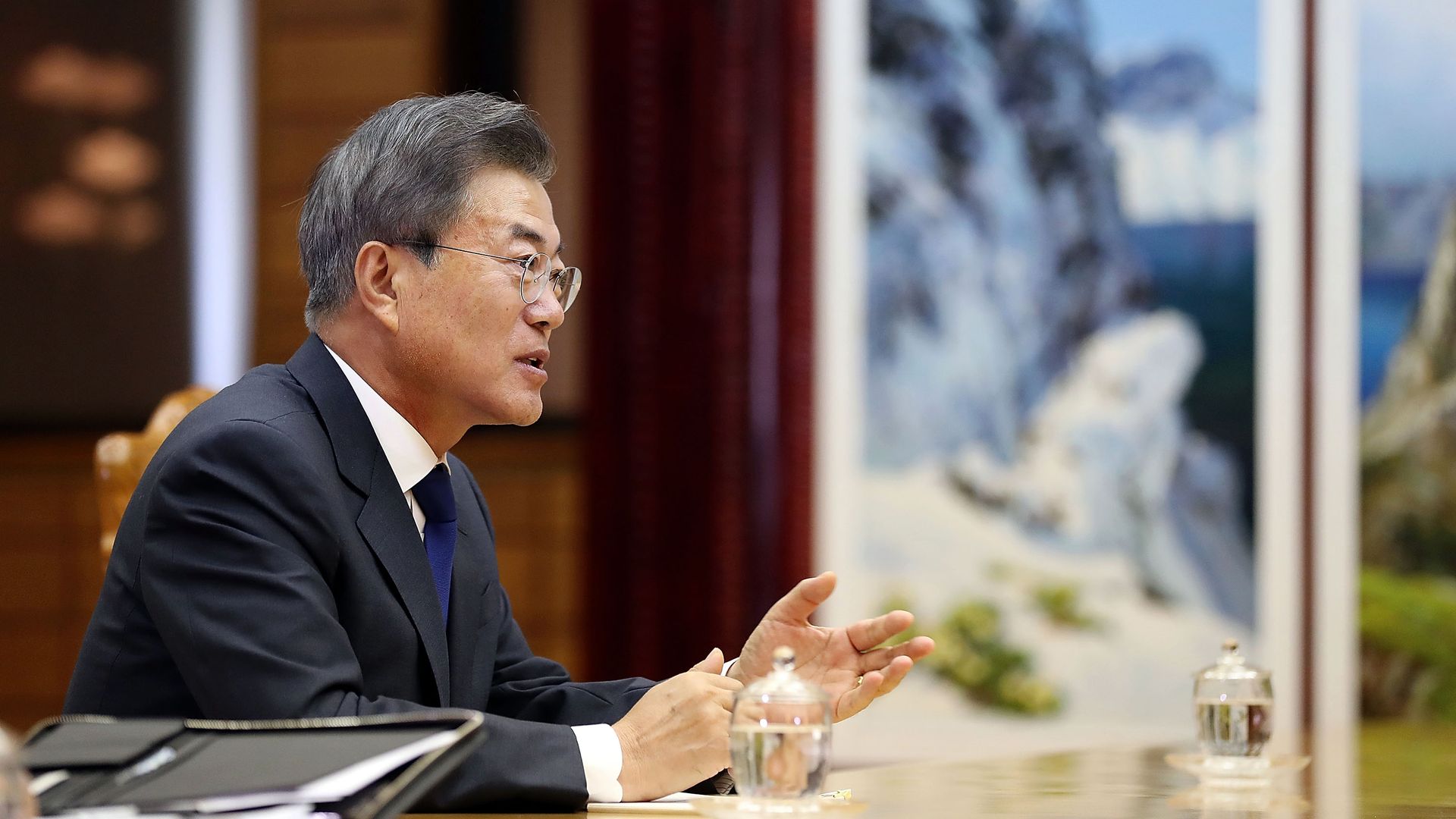  South Korean President Moon Jae-in talks with North Korean leader Kim Jong-un (not pictured).