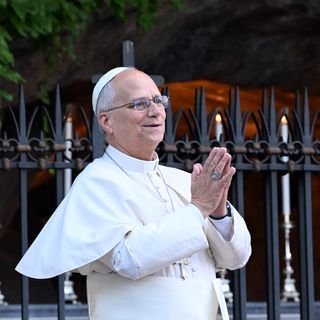 Pope Leo says AI lacks the "spark of humanity" — and wants artists and the church to fight back
