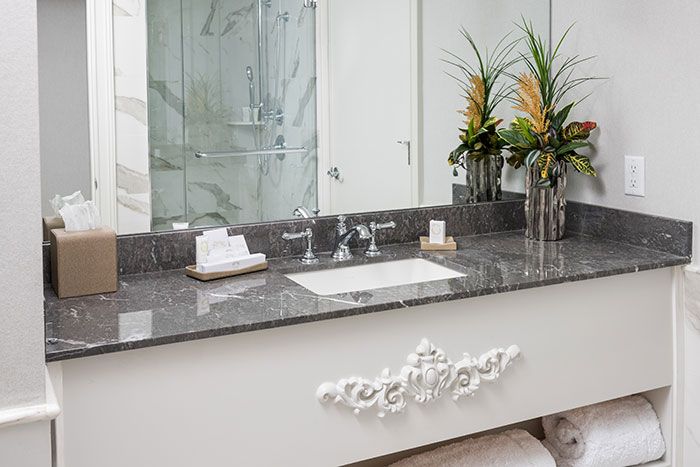 iveys-hotel-bathroom-sink