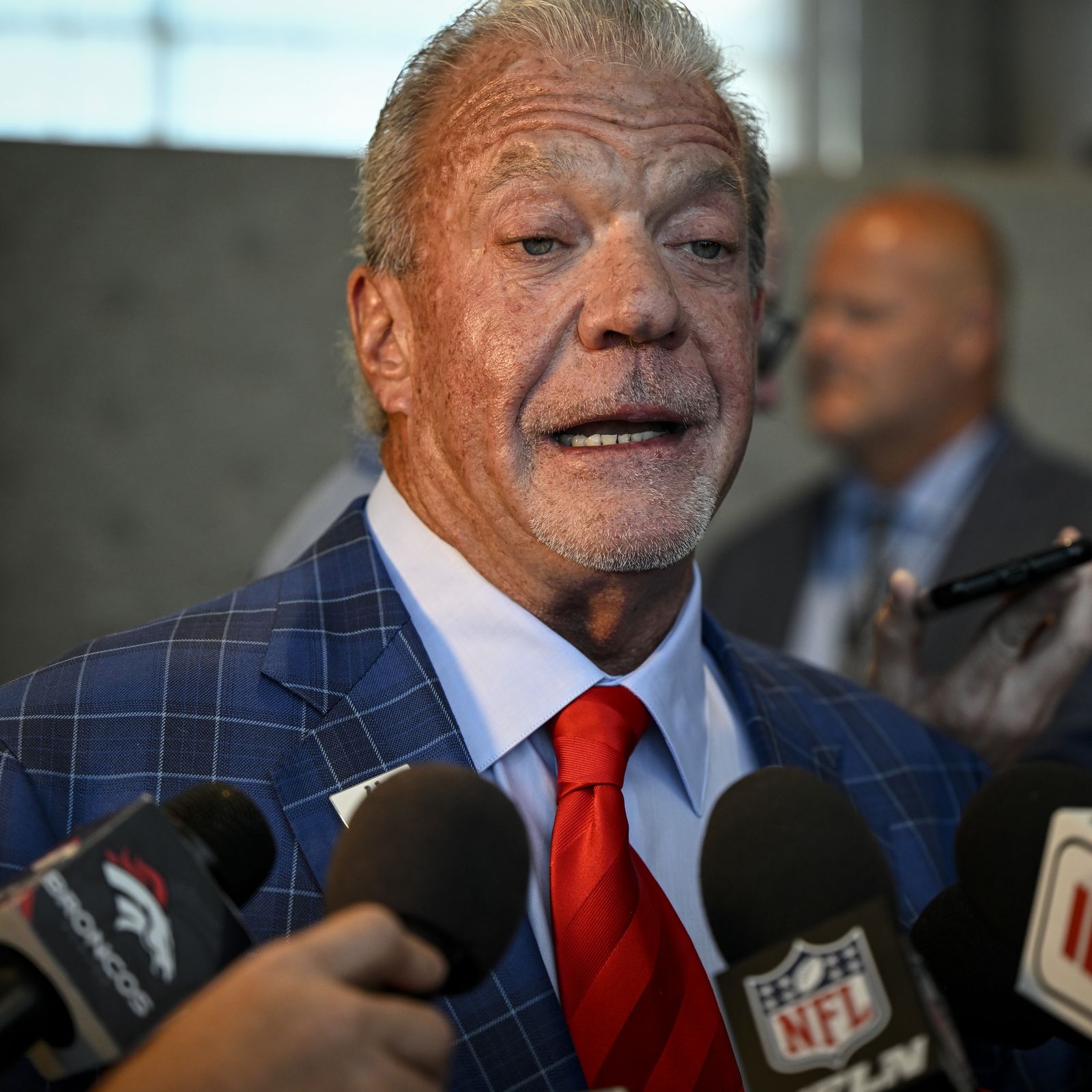 Colts' Jim Irsay claims RB take not 'directed at' Jonathan Taylor