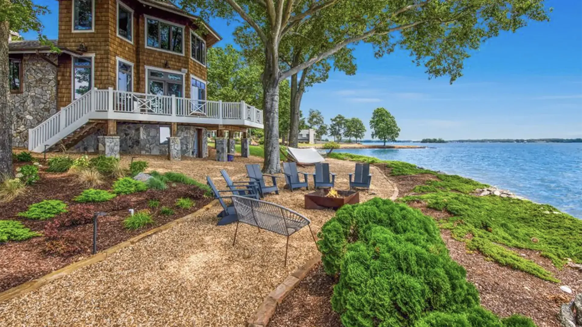 lake norman airbnb header