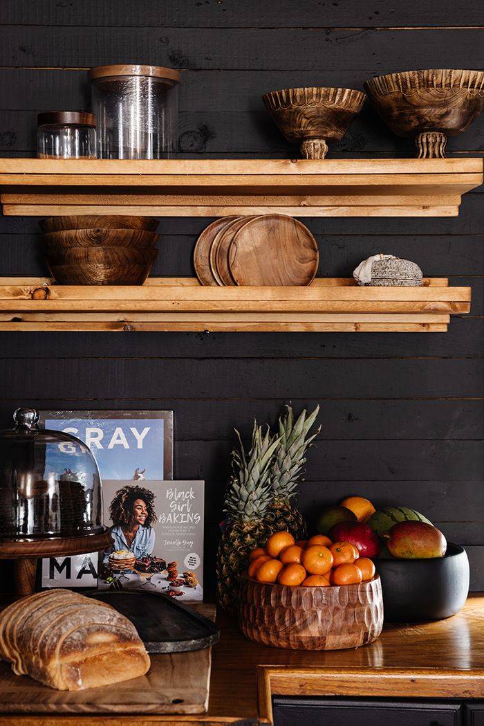 ashley ross home tour kitchen shelf