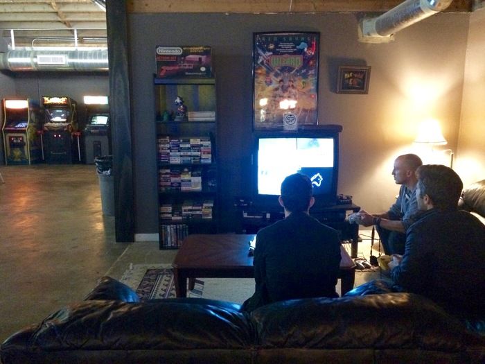 abari game bar living room