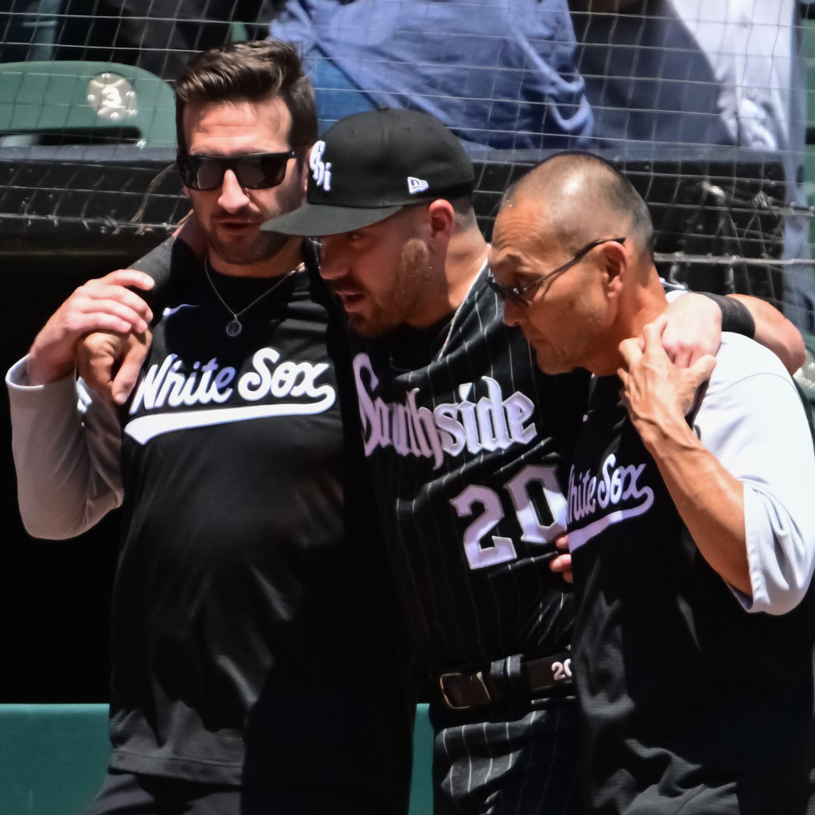 Eloy Jimenez Injury Jolts Chicago White Sox As Season Opener Looms