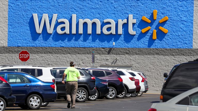 Walmart Jobs: Retailer Starts Holiday Hiring For Seasonal Workers ...