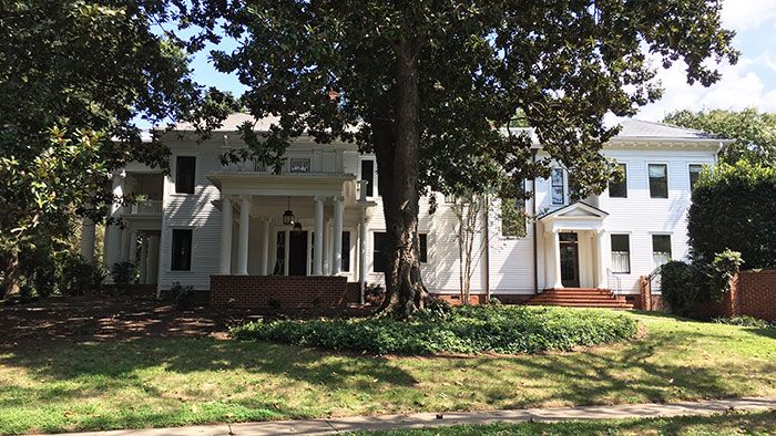 side-profile-of-myers-park-home