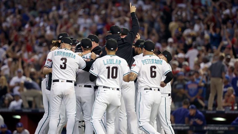 San Francisco Giants Road Uniform - National League (NL) - Chris