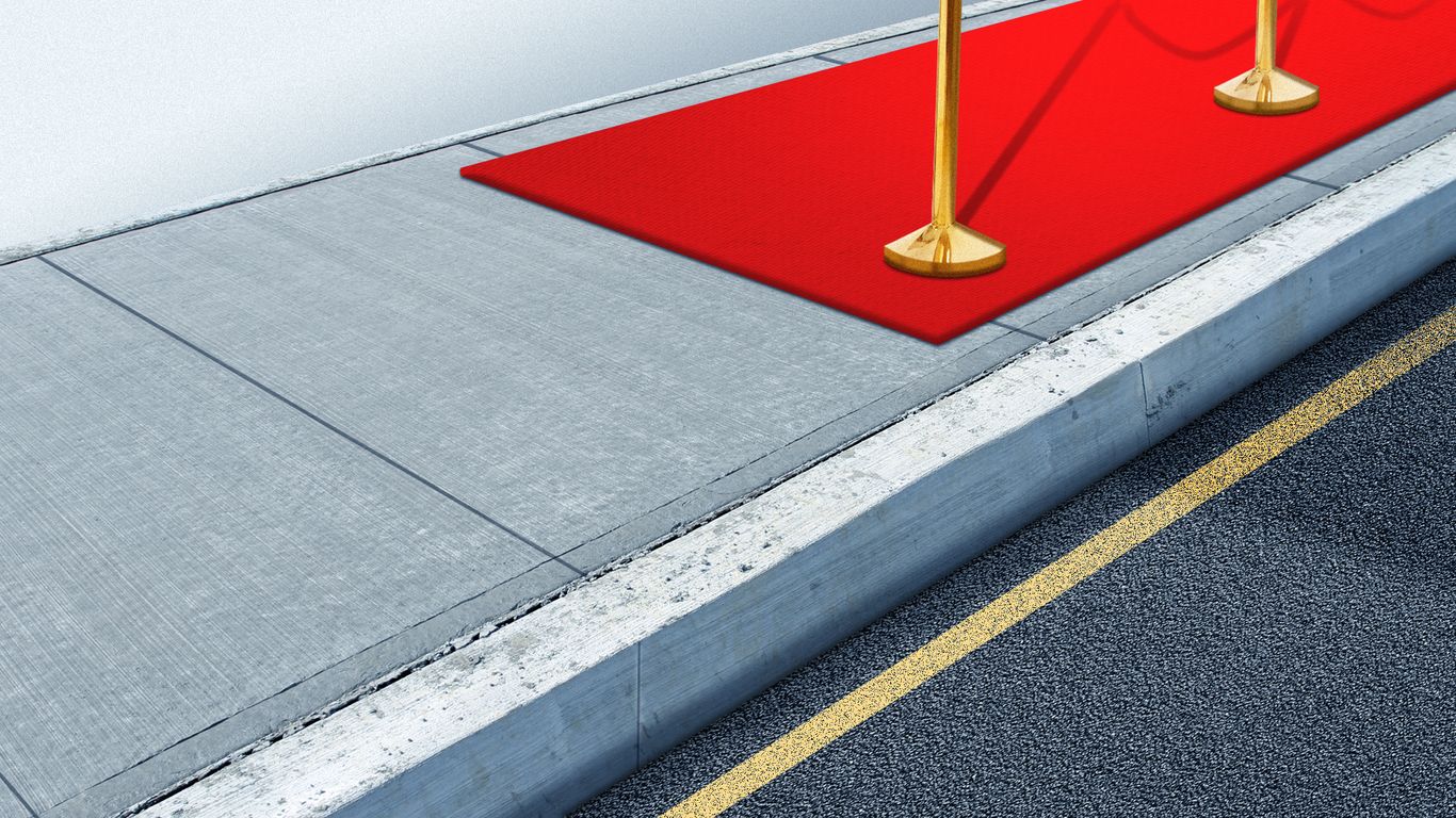 The next Atlanta traffic fight is over the curb