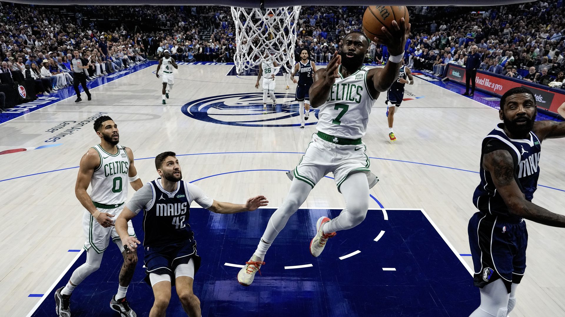 Jaylen Brown goes to the hoop. 