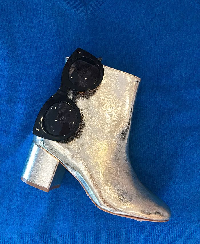 silver-boots-charlotte