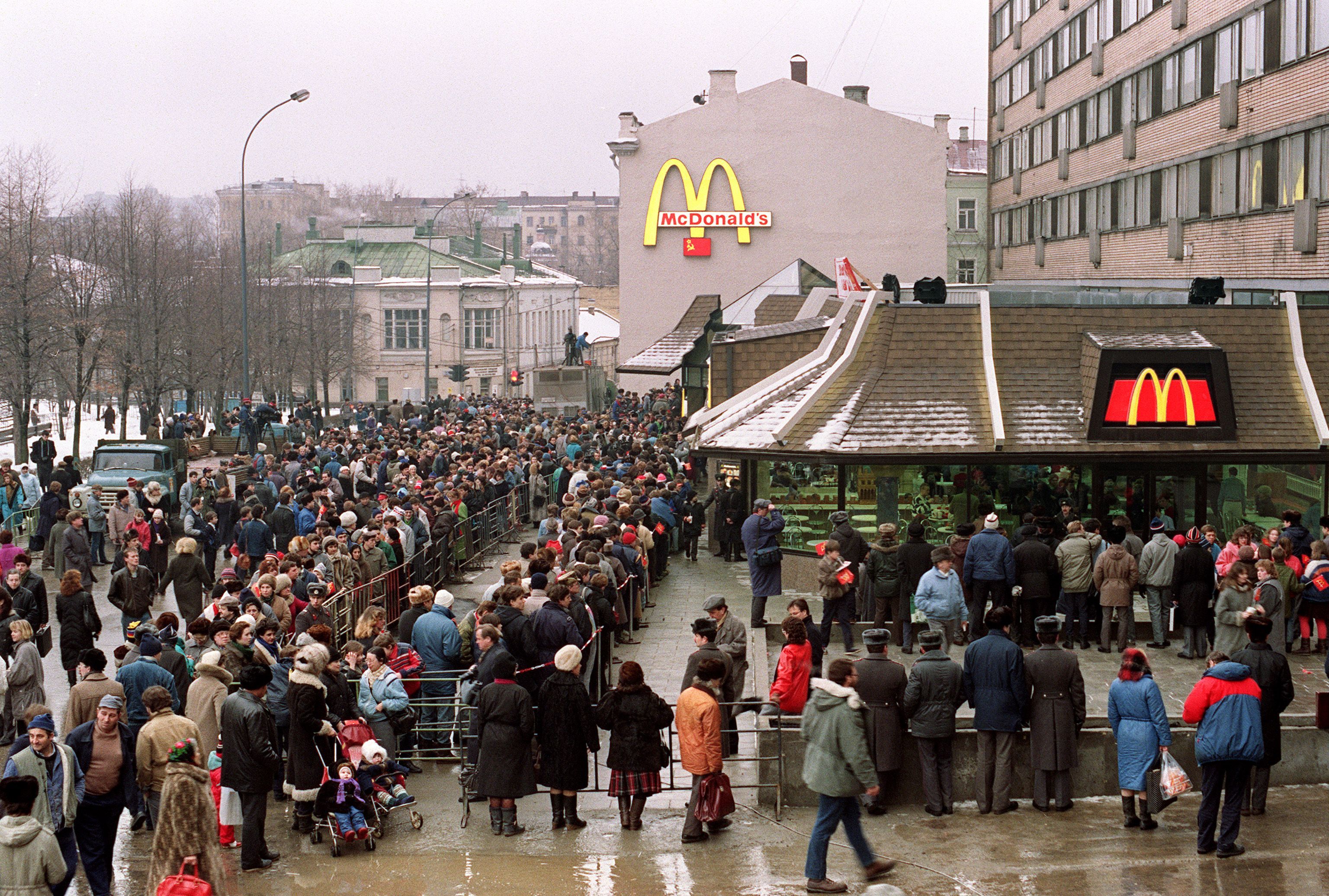 McDonald's opening Moscow 1990