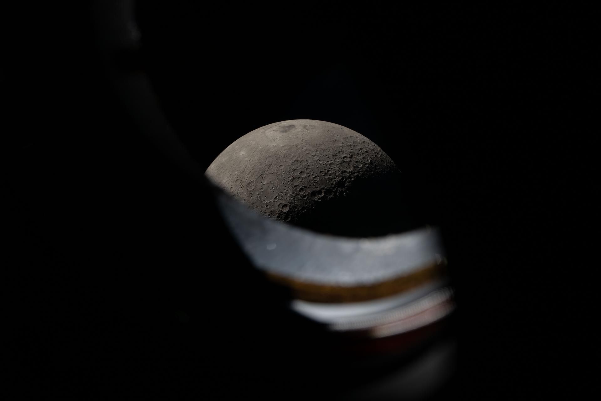 The Moon seen through the window of the Orion spacecraft during the Monday's lunar flyby. Photo: NASA