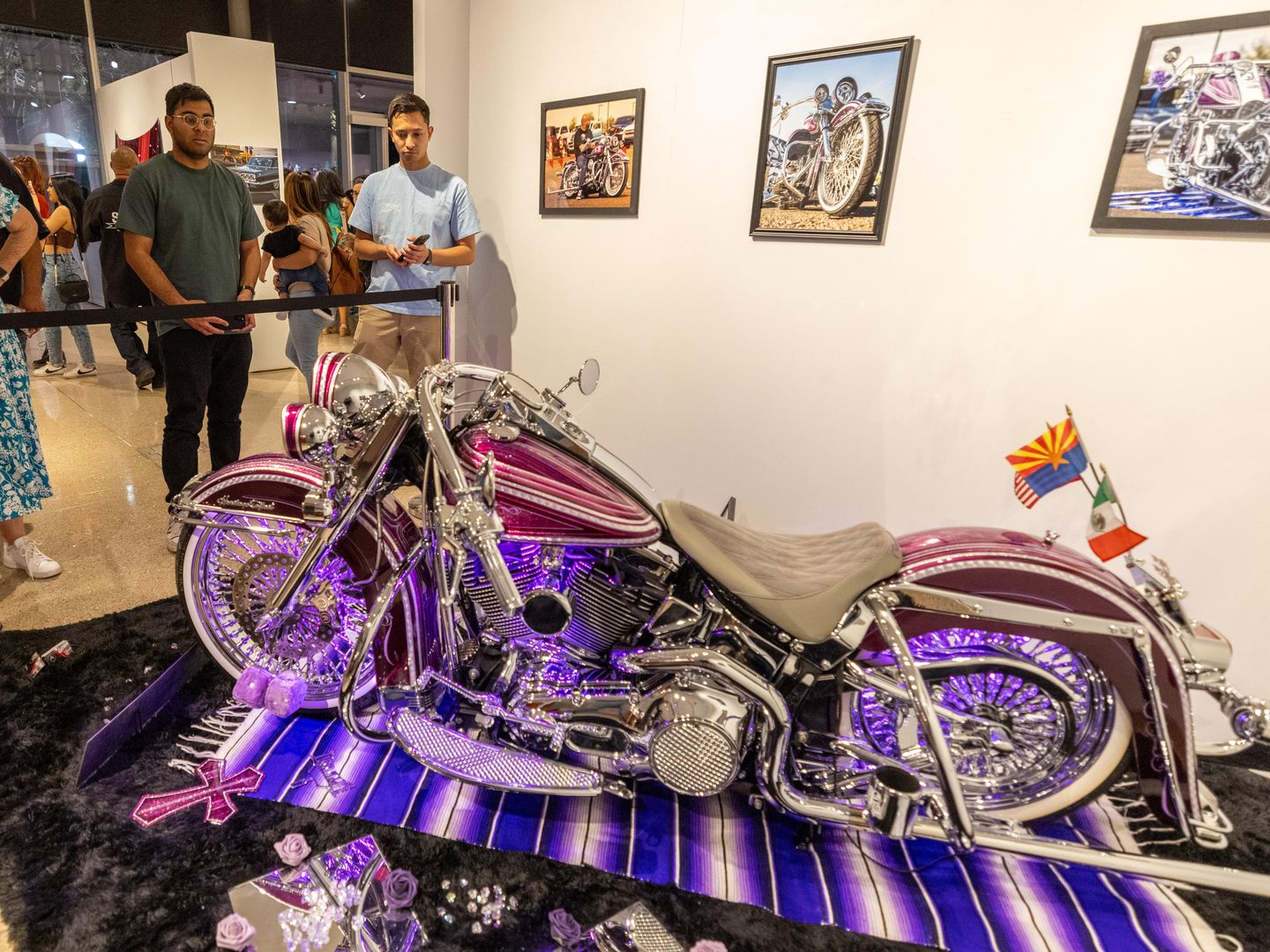 ホットロッド ハーレー カリフォルニア バリス ローライダー ロウブロウアート Chandler's new Lowrider exhibit - Axios Phoenix
