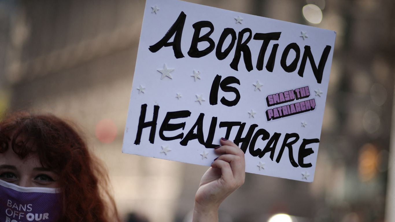 Oklahoma lawmakers approve bill to make abortion illegal