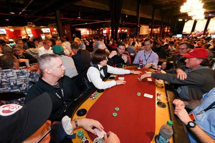 poker dealers all in tournament