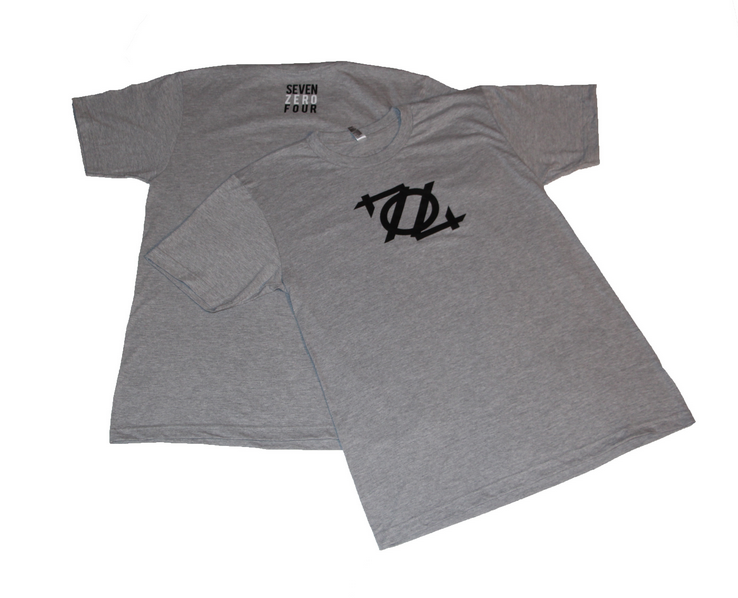 704 Shop tee