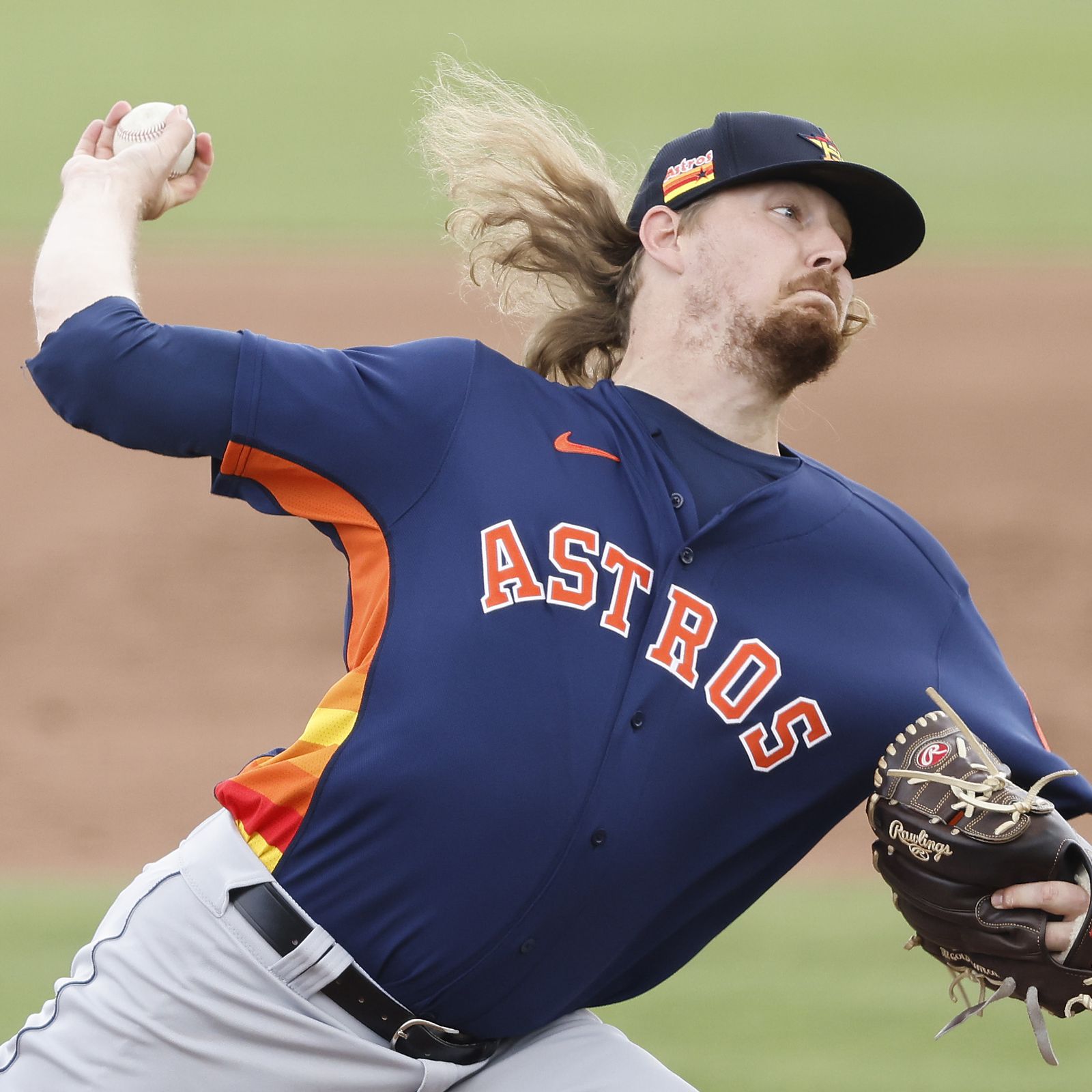 Astros pitchers and catchers report for spring training - Axios