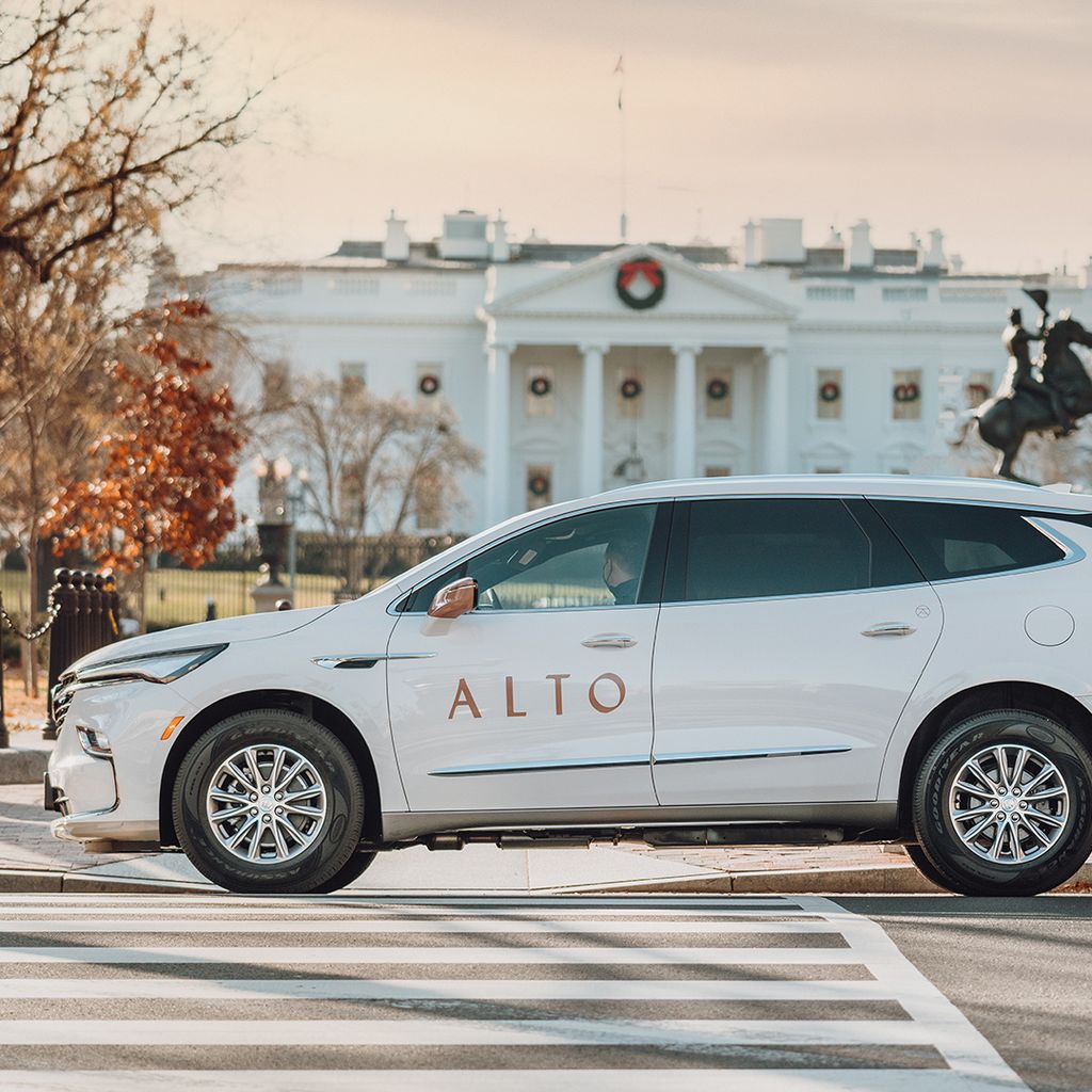 Alto, an Uber and Lyft competitor, offers high-end experience - Axios San  Francisco