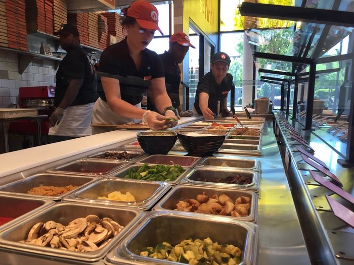 blaze_pizza_toppings_1