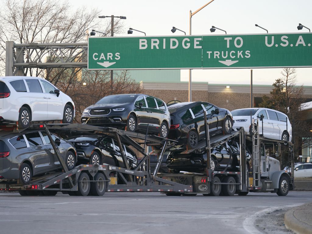 Trump team's message: Don't worry about tariffs and prices, tax cuts are coming