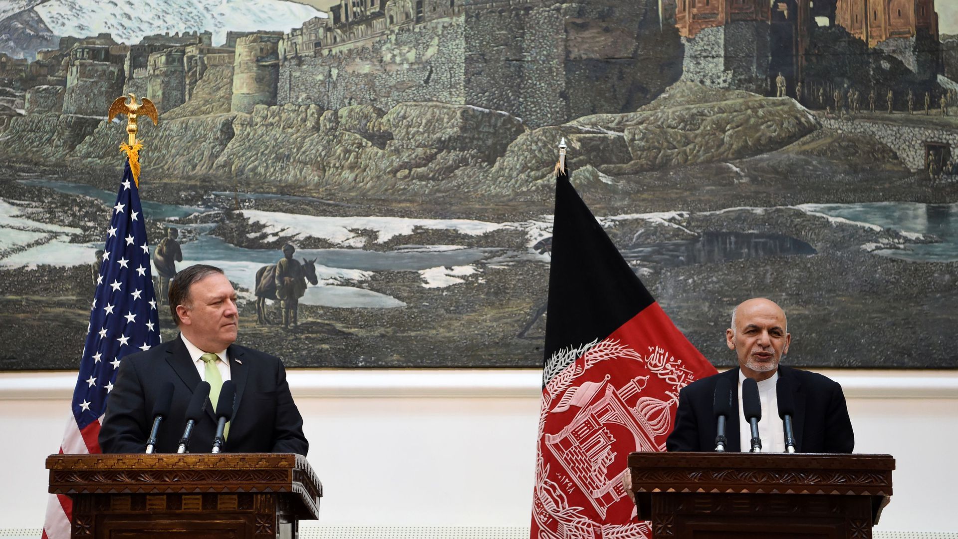 Afghan President Ashraf Ghani with Secretary of State Mike Pompeo