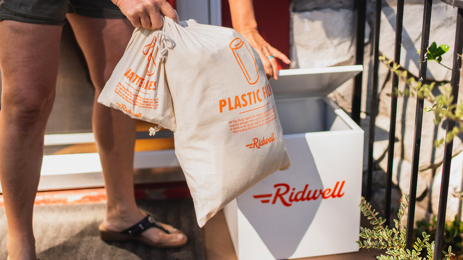 Recycling startup Ridwell to launch in San Francisco Axios San Francisco