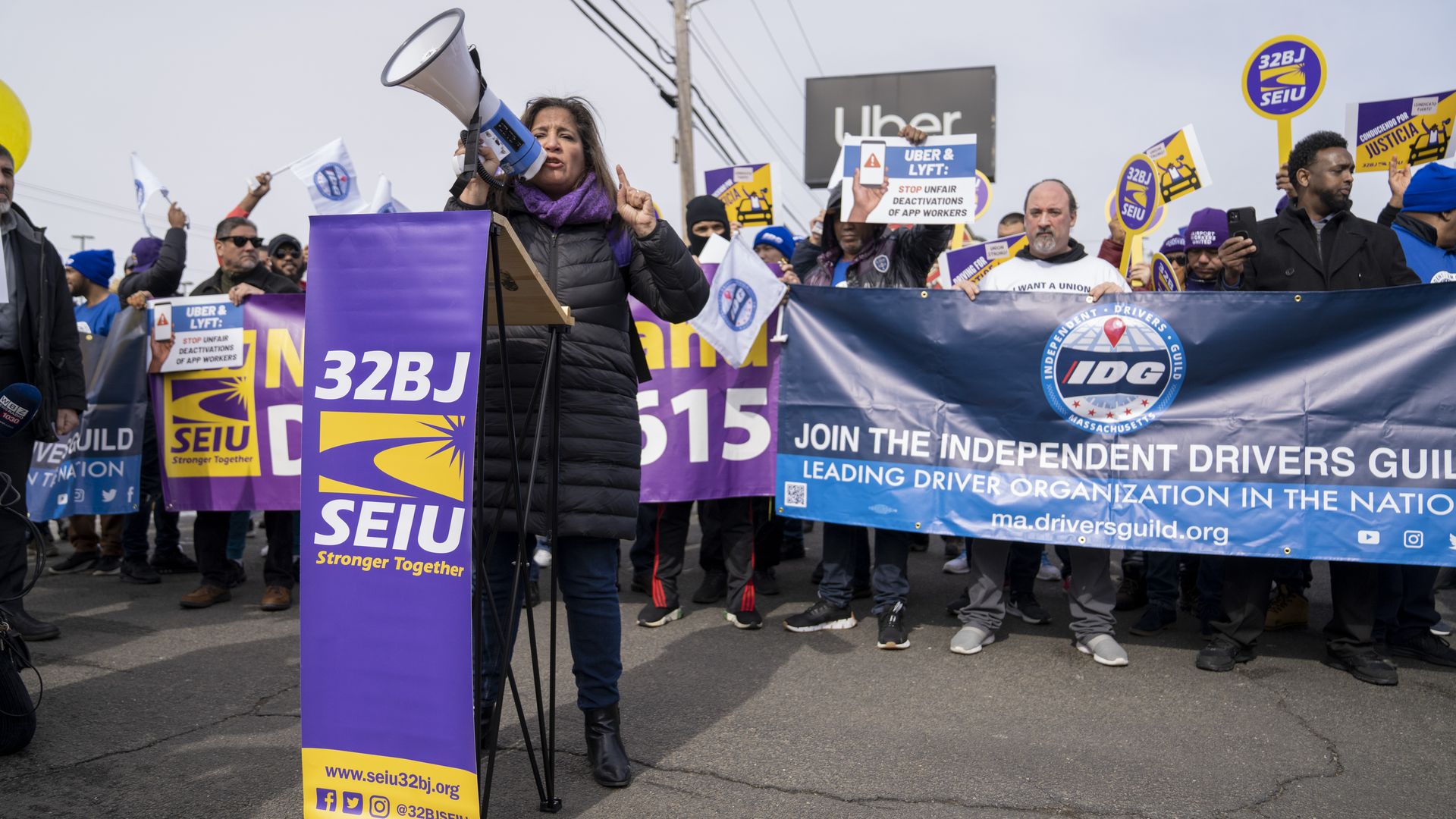 Massachusetts' real ride-hailing unionization fight comes in 2025 ...