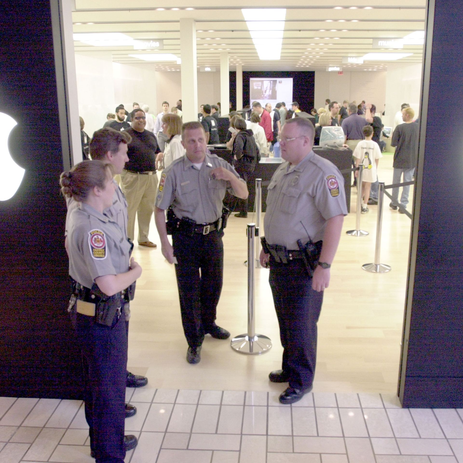 Apple - S&#39;S shop 1715875513595.jpg