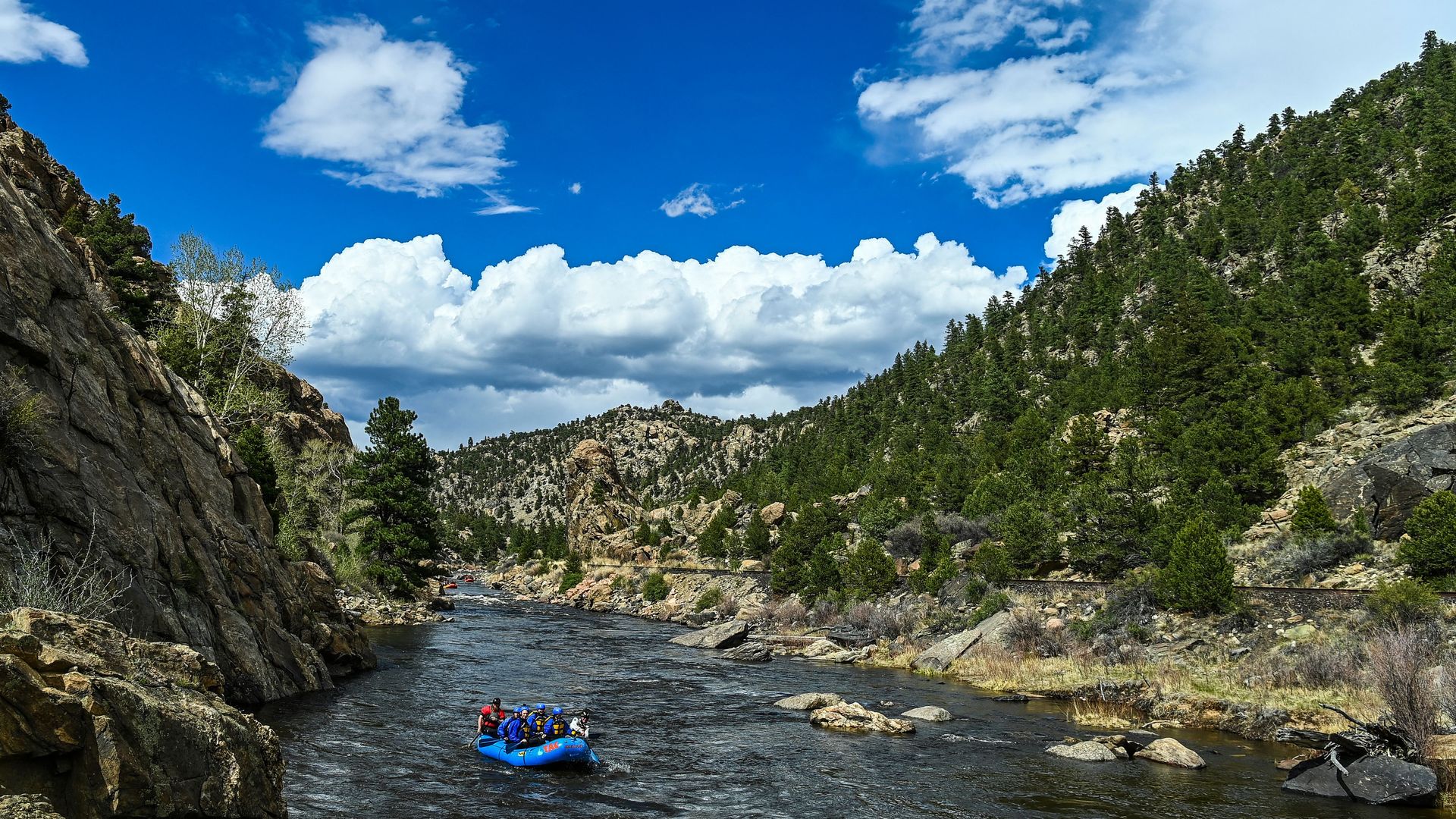 A raft on the Arkansas River in 2023. Photo: Chandan Khanna/AFP via Getty Images