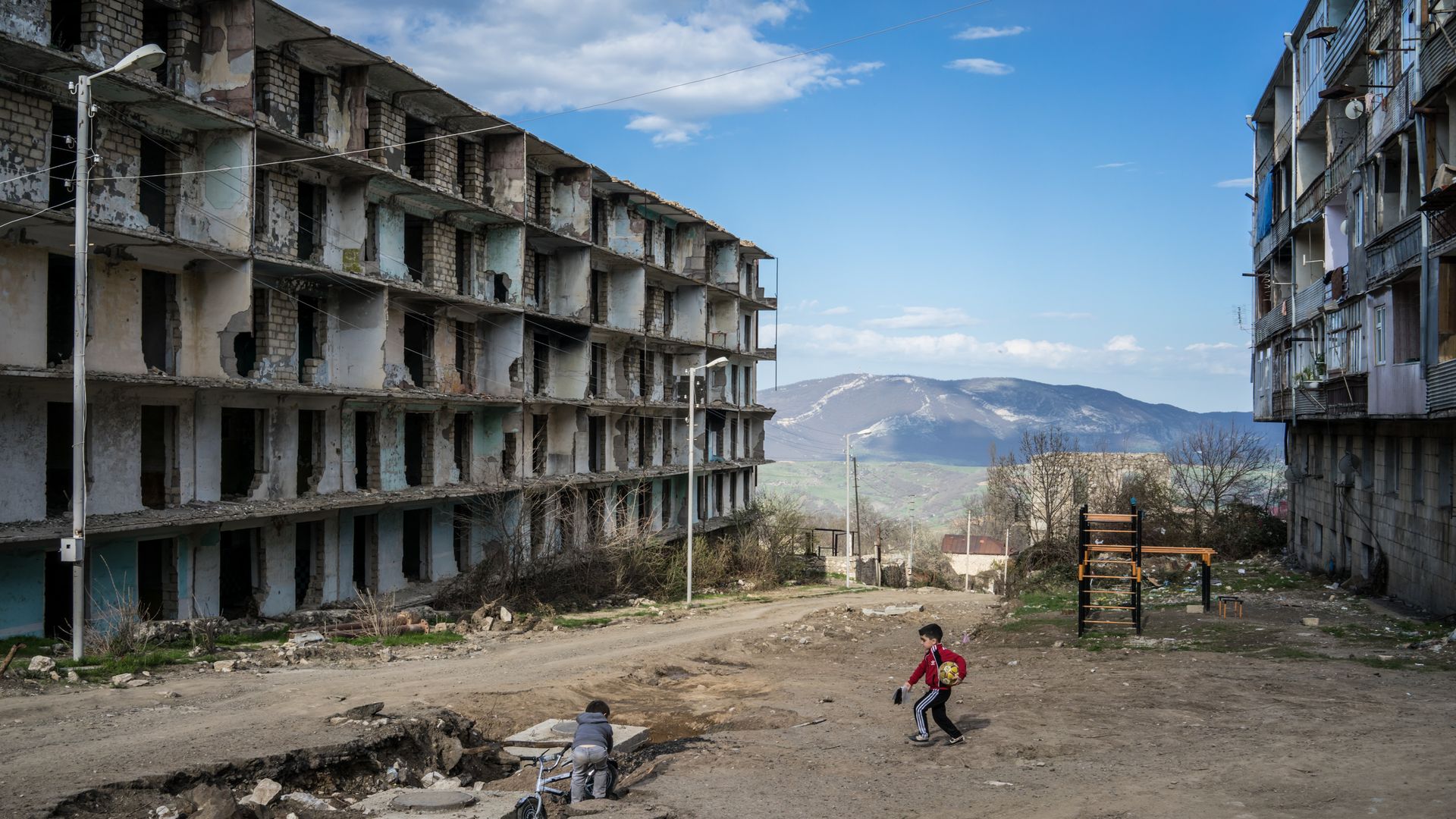 A broken down building in the war torn region.