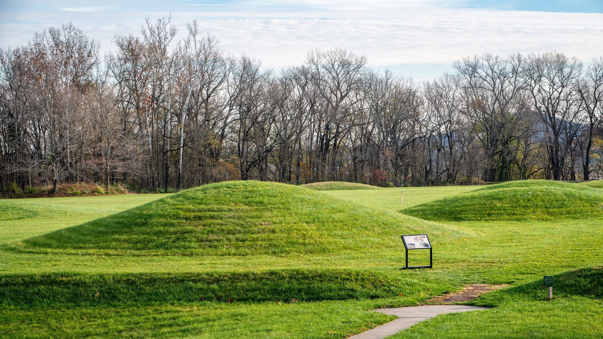 Photo of Hopewell Earthworks in Ohio, grassy mounds