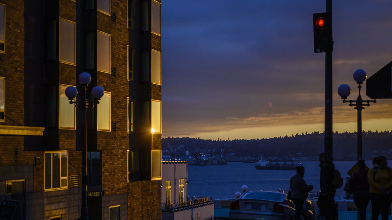 Seattle's summer light is slipping away