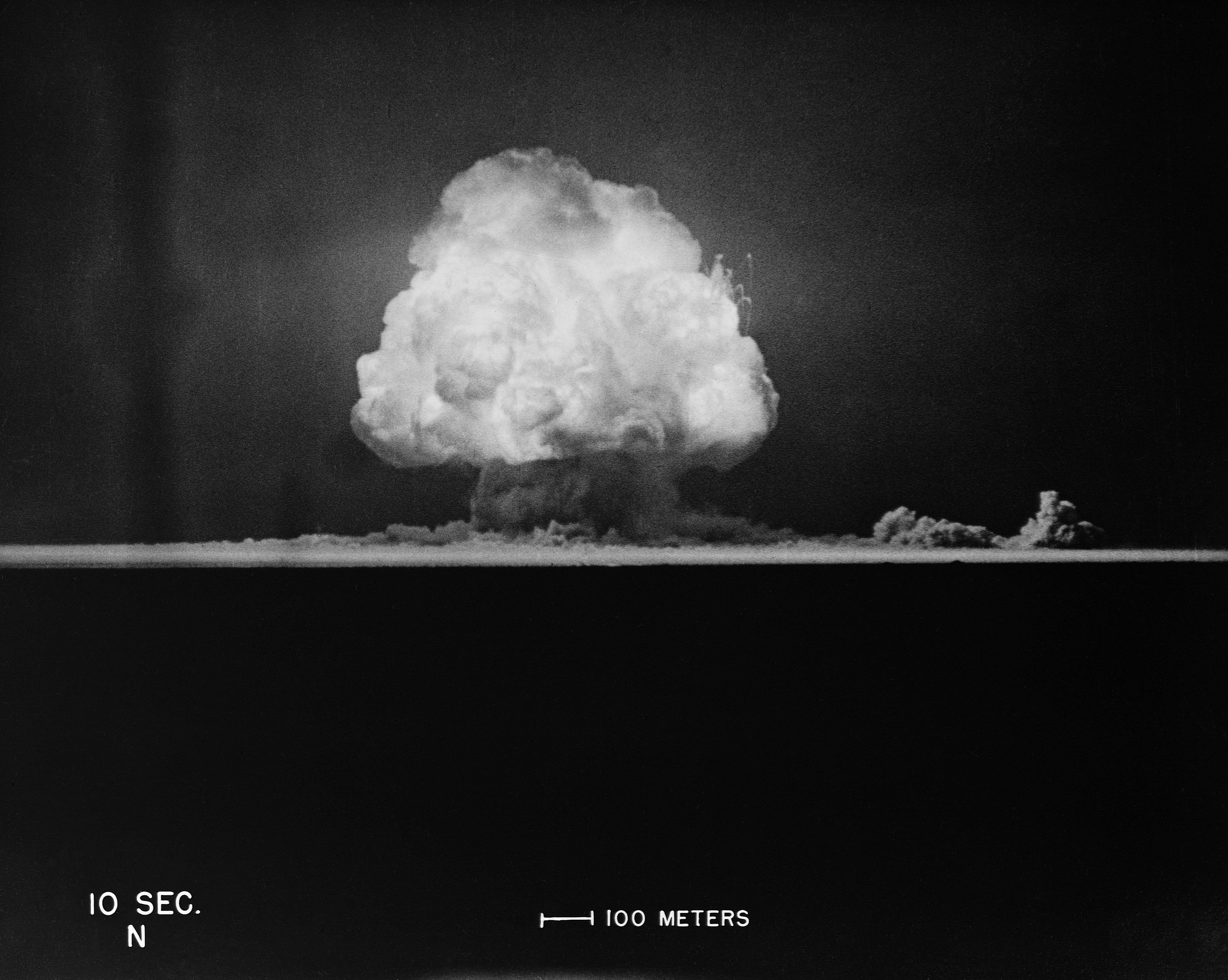 The mushroom cloud of the Trinity test in New Mexico. | Location: Alamagordo, New Mexico.