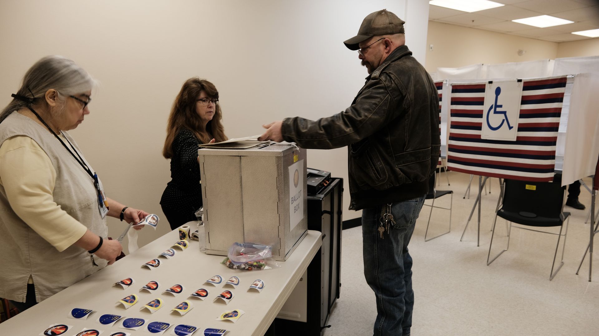 People cast early ballots in the upcoming midterm elections 