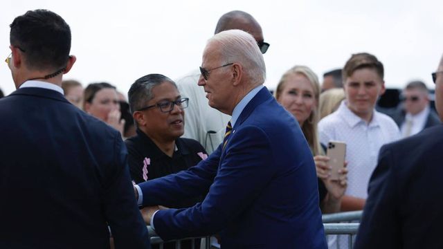 Biden campaign plots late push ahead of South Carolina primary