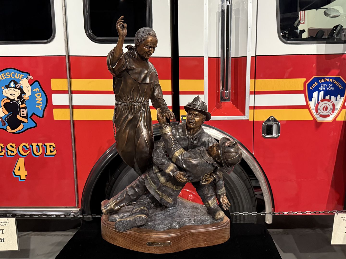 Retired firefighter's sculpture honors FDNY chaplain who died in