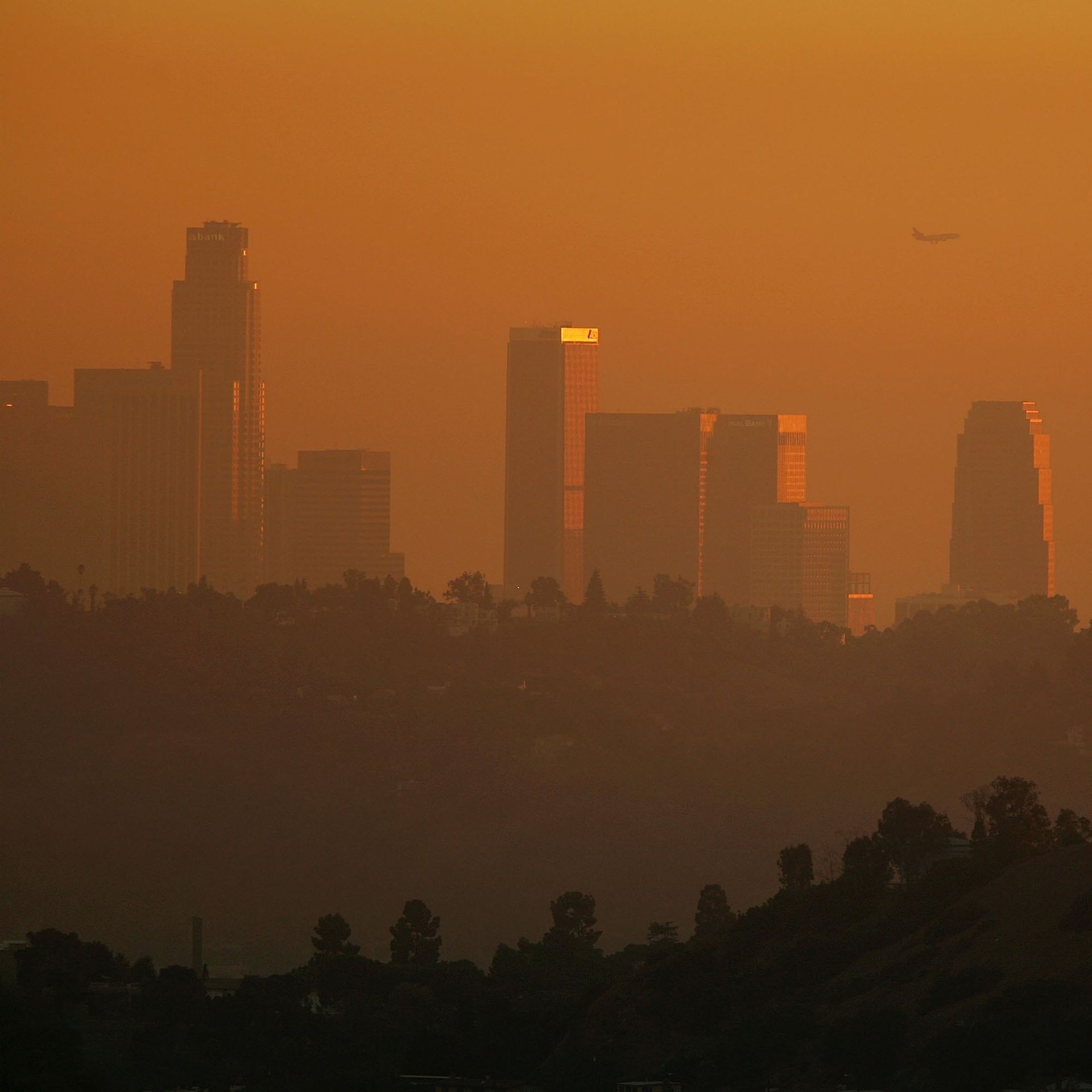 Cleaning products a big source of urban air pollution, say