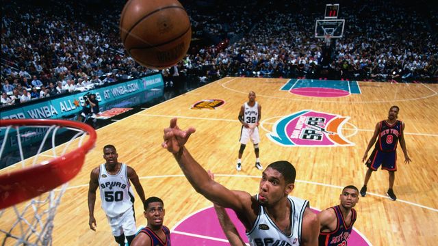 The Spurs are playing in the Alamodome on Friday - Axios San Antonio