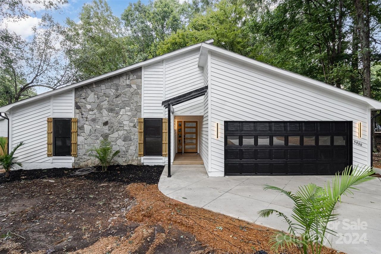 3800 Sweetgrass Ln