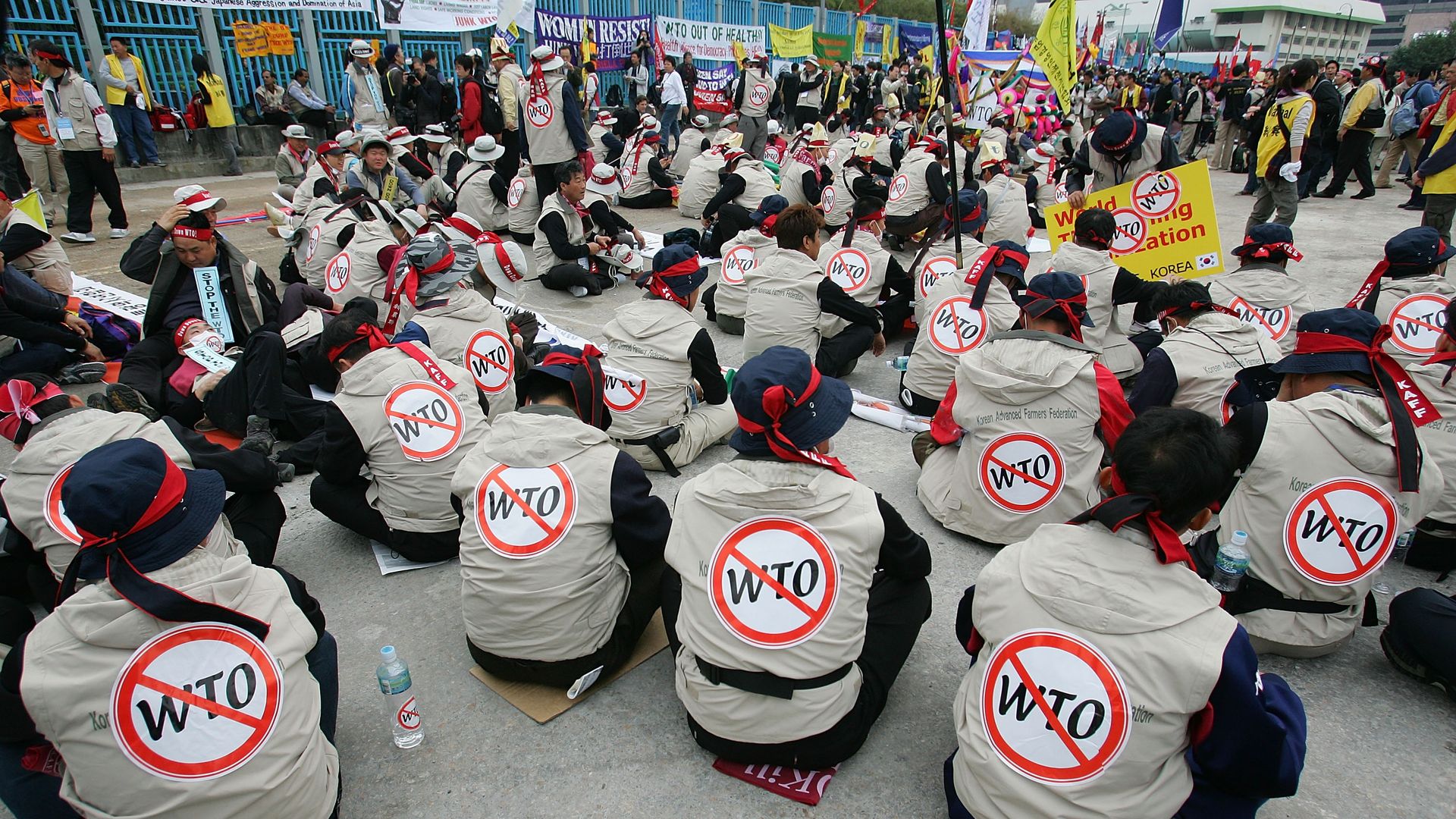  South Korean farmers protest against the sixth World Trade Organisation (WTO) Ministerial Conference December 13, 2005 in Hong Kong.