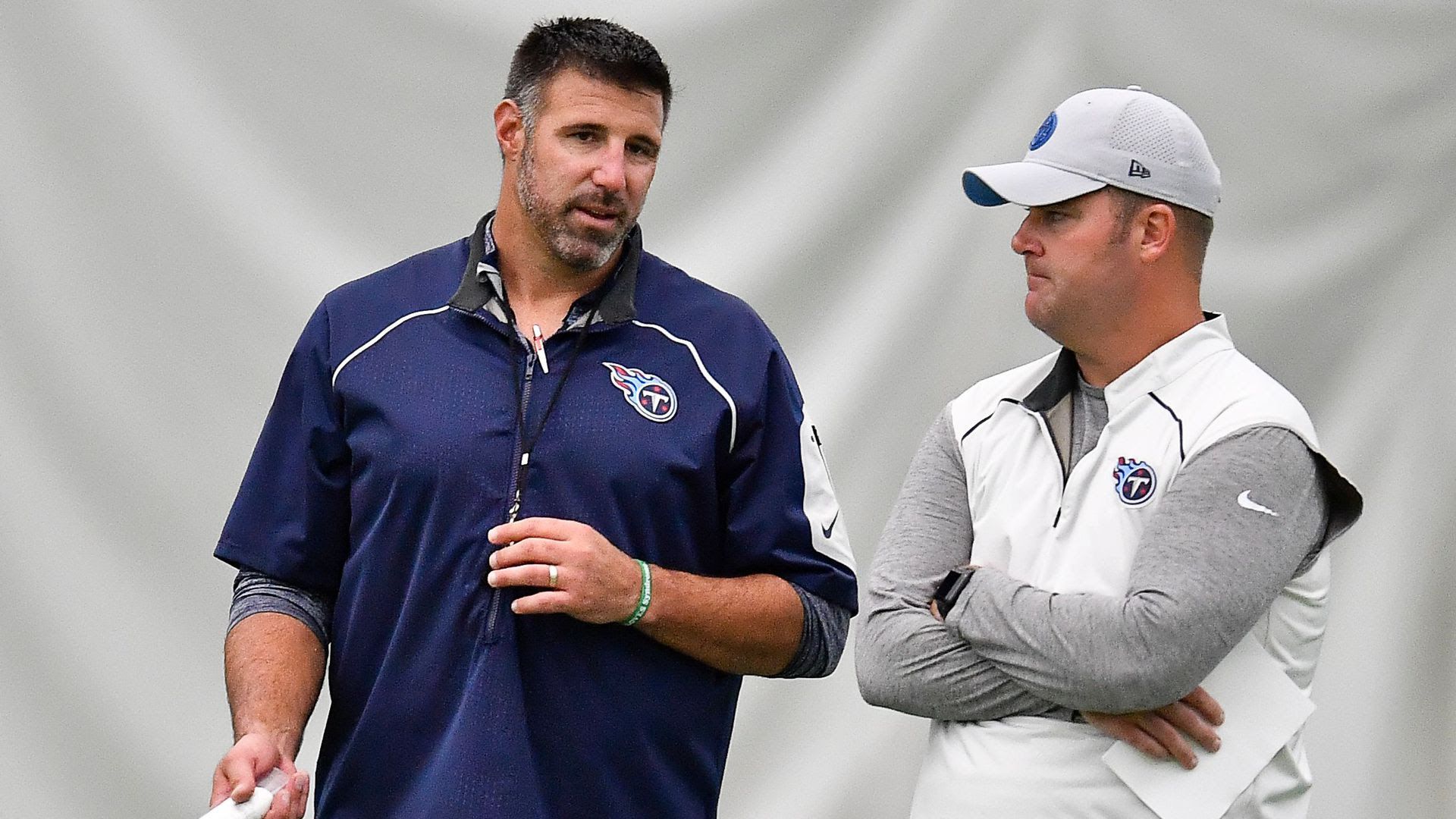  Tennessee Titans head coach Mike Vrabel, left, with general manager Jon Robinson. 