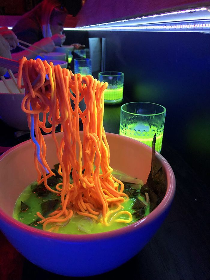 glow in dark ramen
