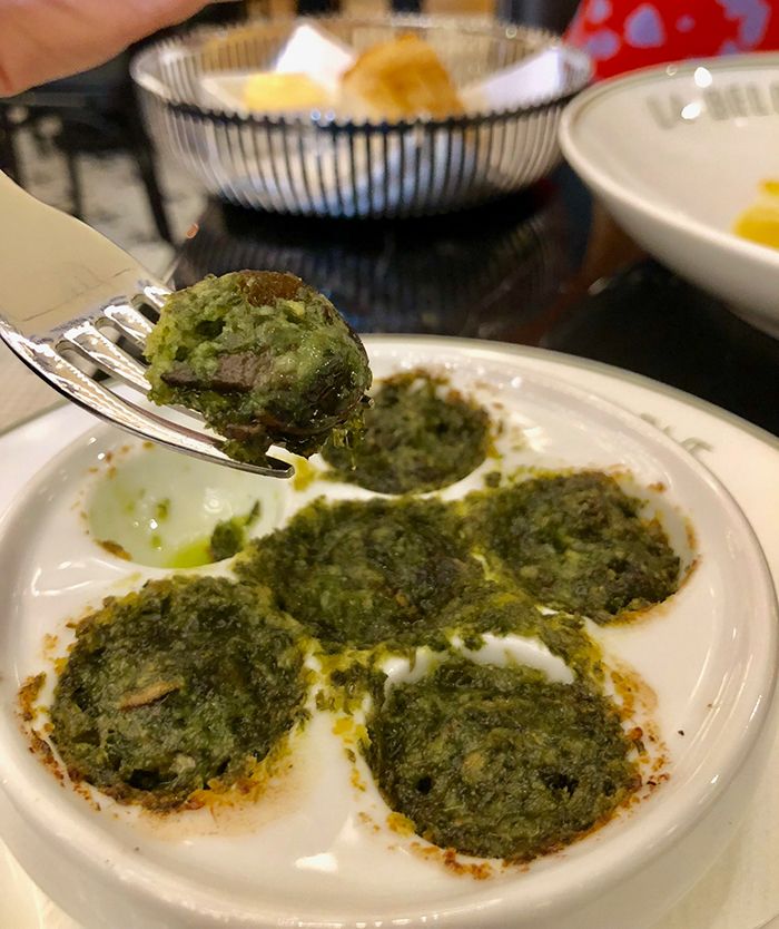 escargots-la-belle-helene-charlotte-restaurant