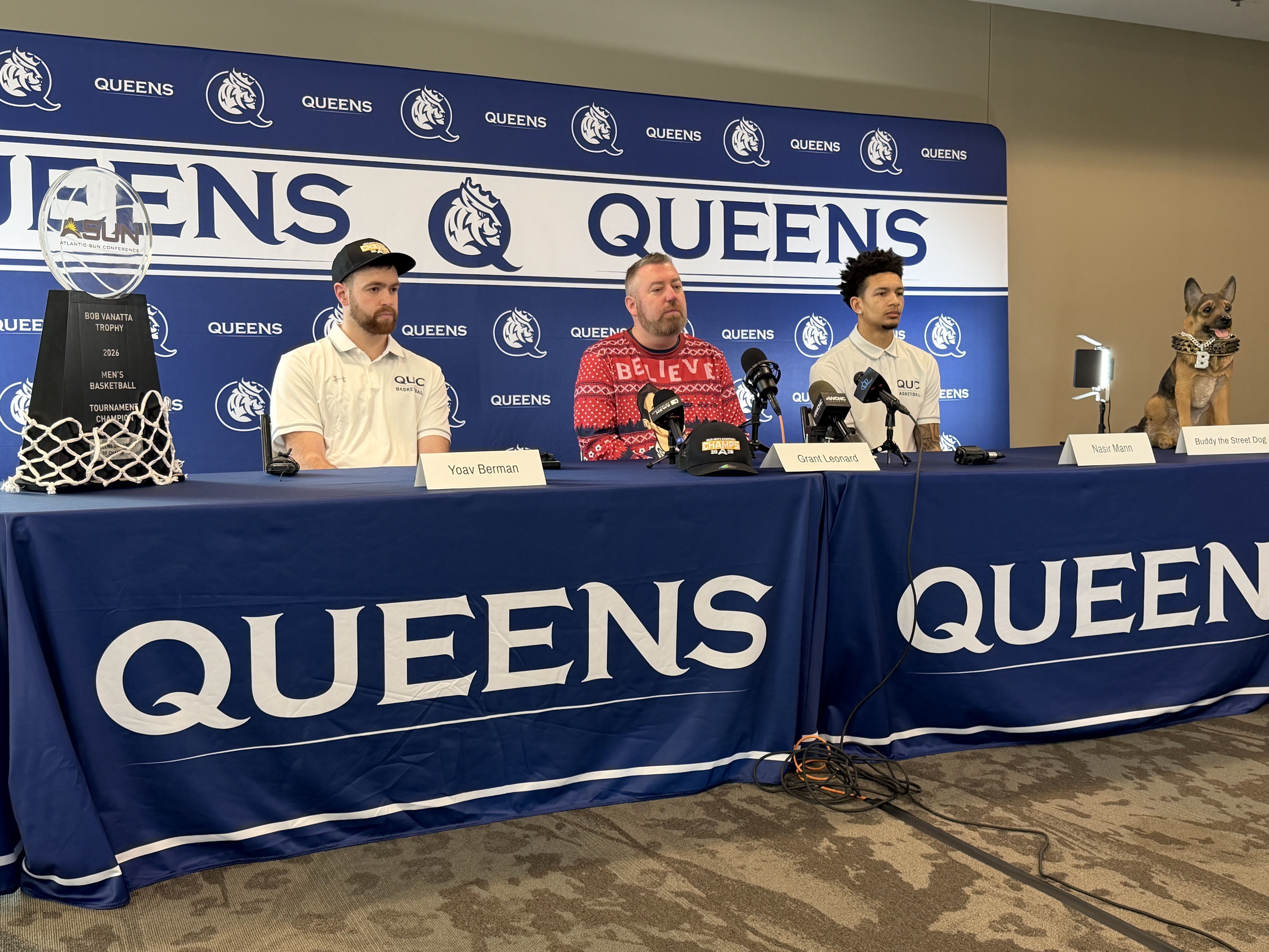 From left: Guard Yoav Berman, head coach Grant Leonard and guard Nasir Mann. 