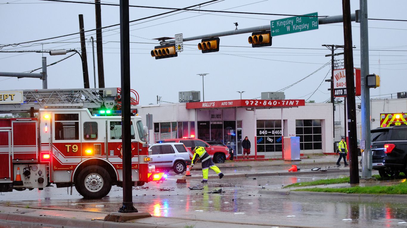 Thousands of North Texans still without power - Axios Dallas
